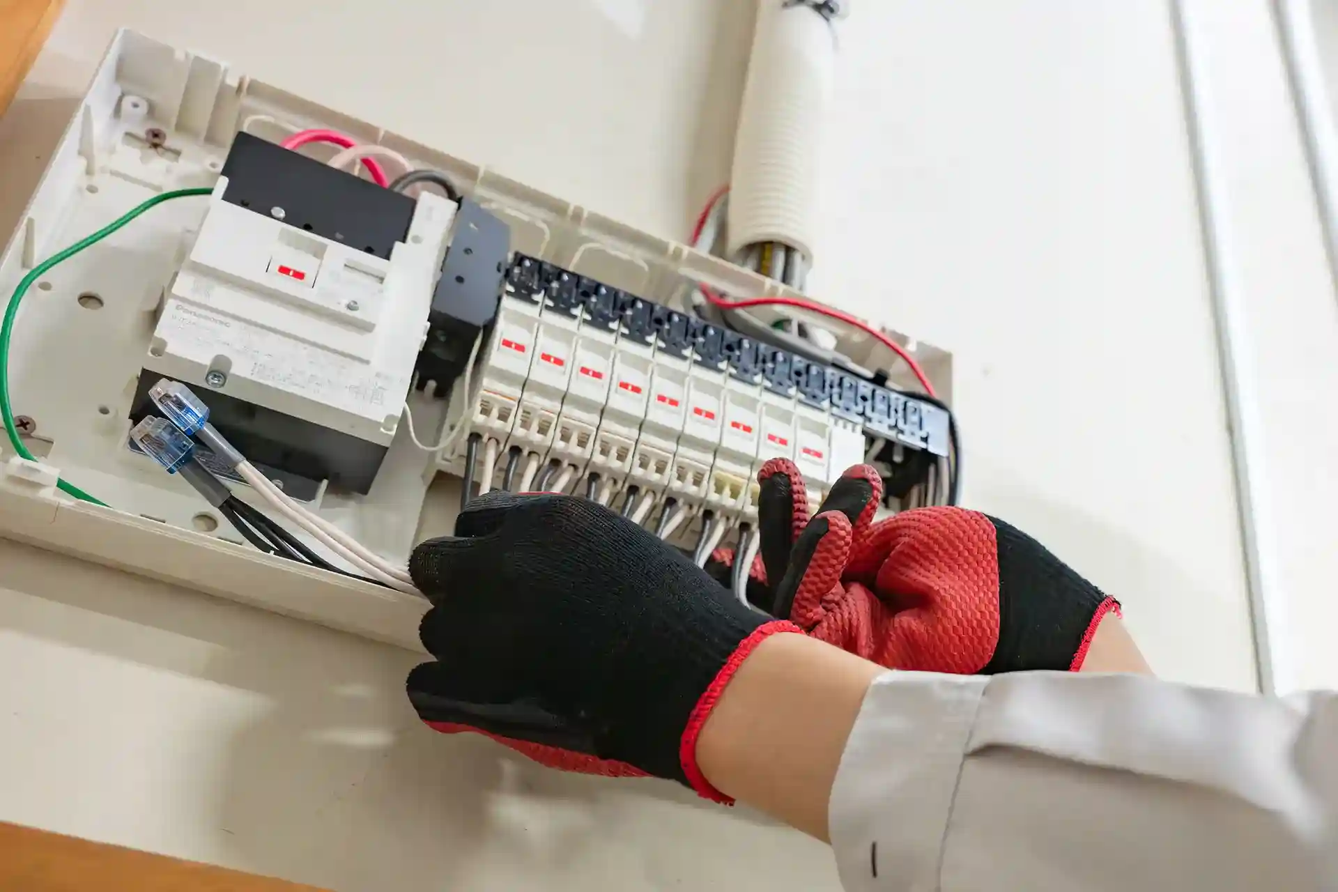 お困りごとは田電工業へ